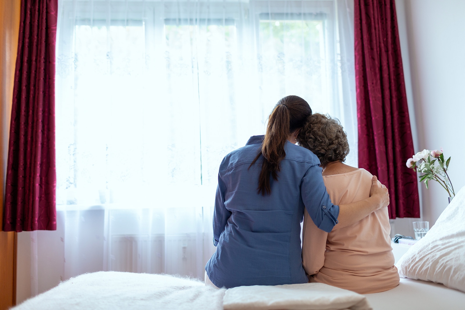 How to Talk About Alzheimer’s Home Care with Aging Family Members